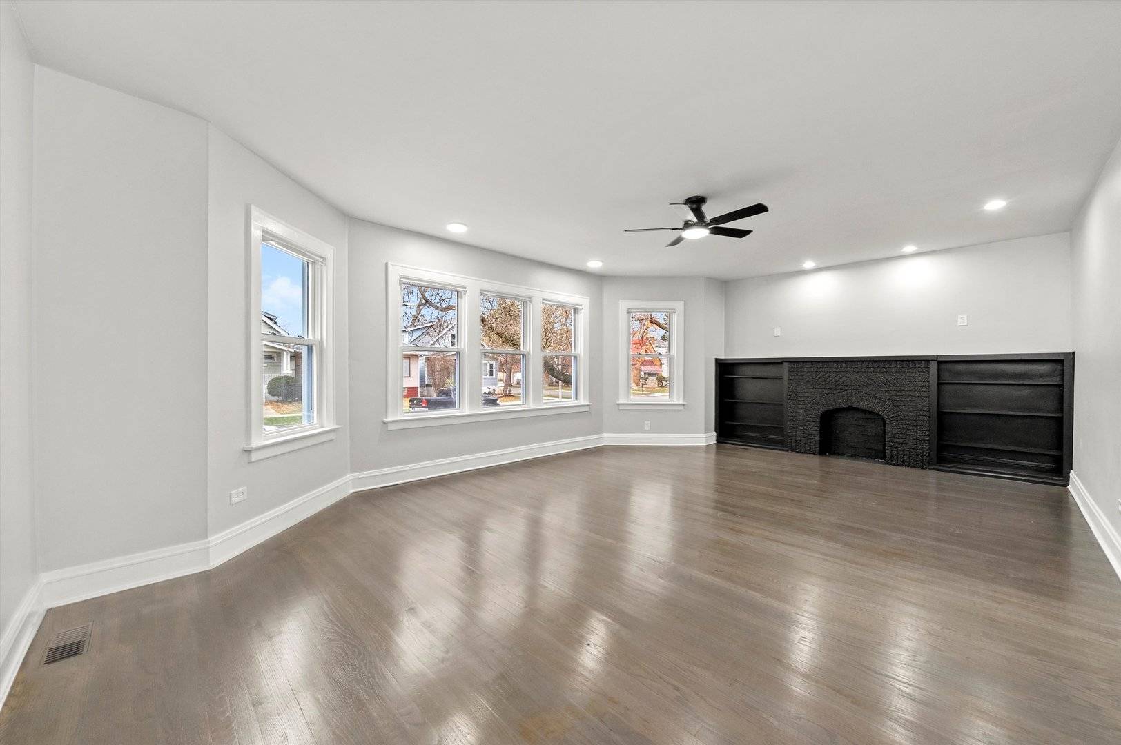 11009 S Normal AVE, Chicago, IL 60628