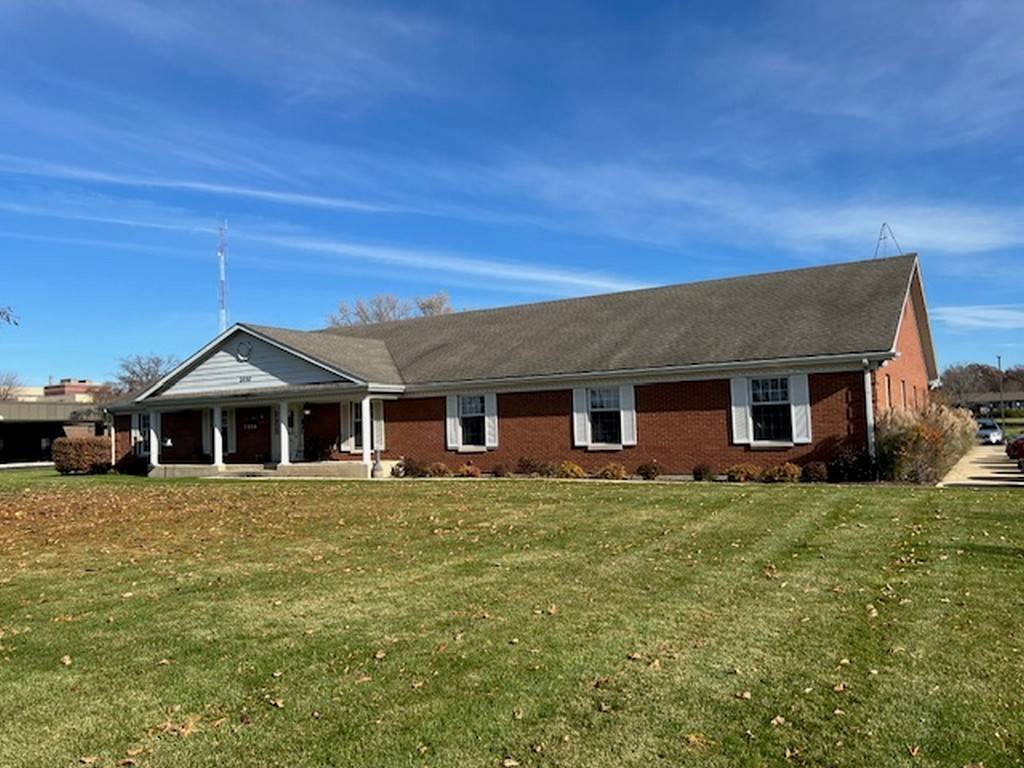 2030 N Seminary AVE, Woodstock, IL 60098