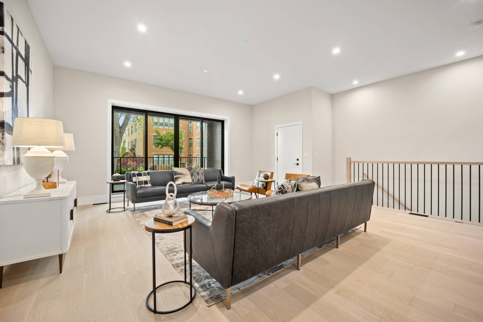 4353 N Richmond AVE #1N, Chicago, IL 60618