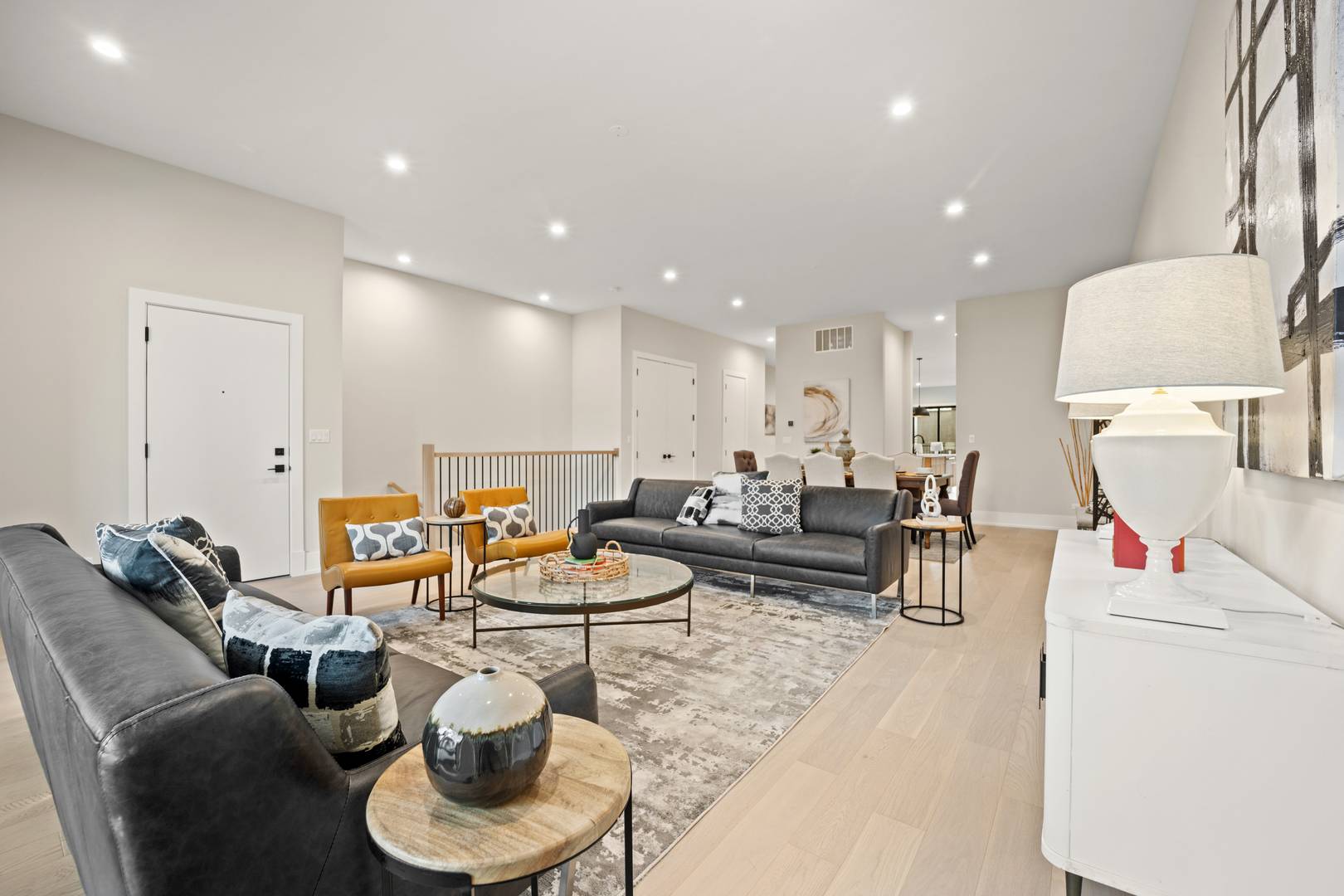 4353 N Richmond AVE #1N, Chicago, IL 60618