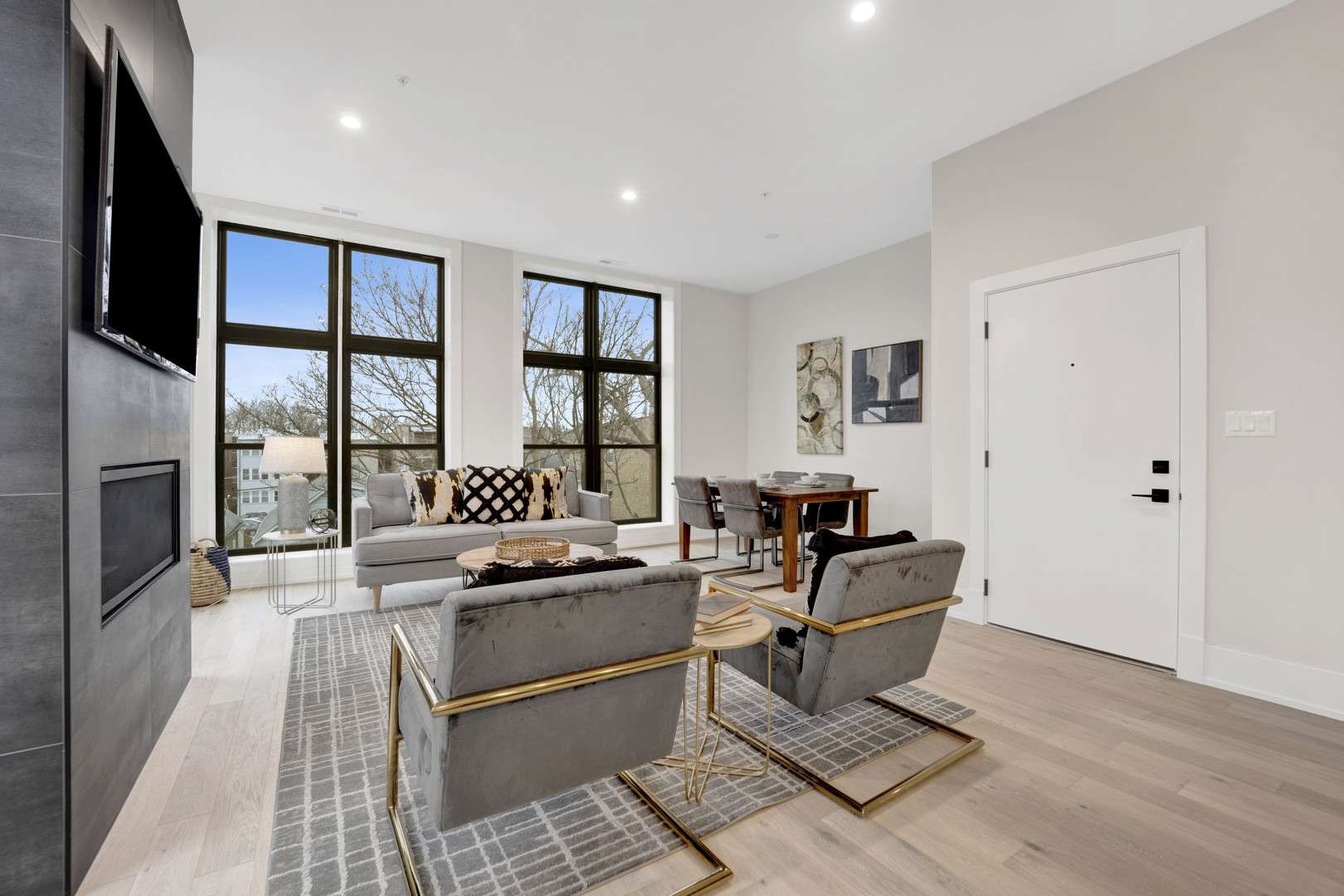 4353 N Richmond AVE #2S, Chicago, IL 60618