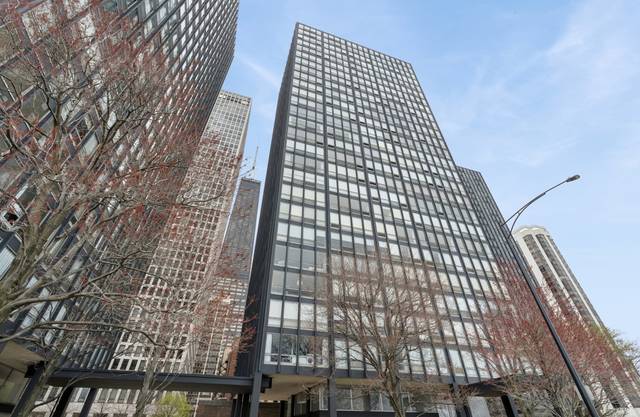 880 N LAKE SHORE DR #16DH, Chicago, IL 60611