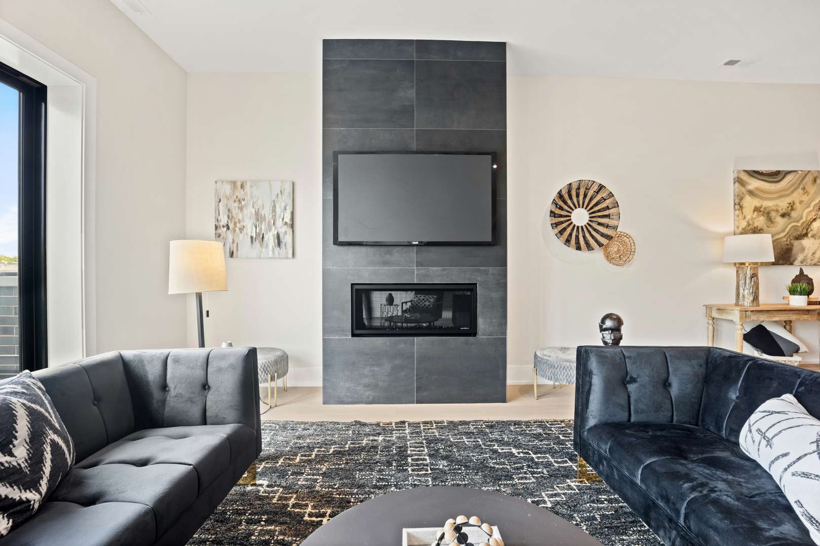 4353 N Richmond AVE #2N, Chicago, IL 60618
