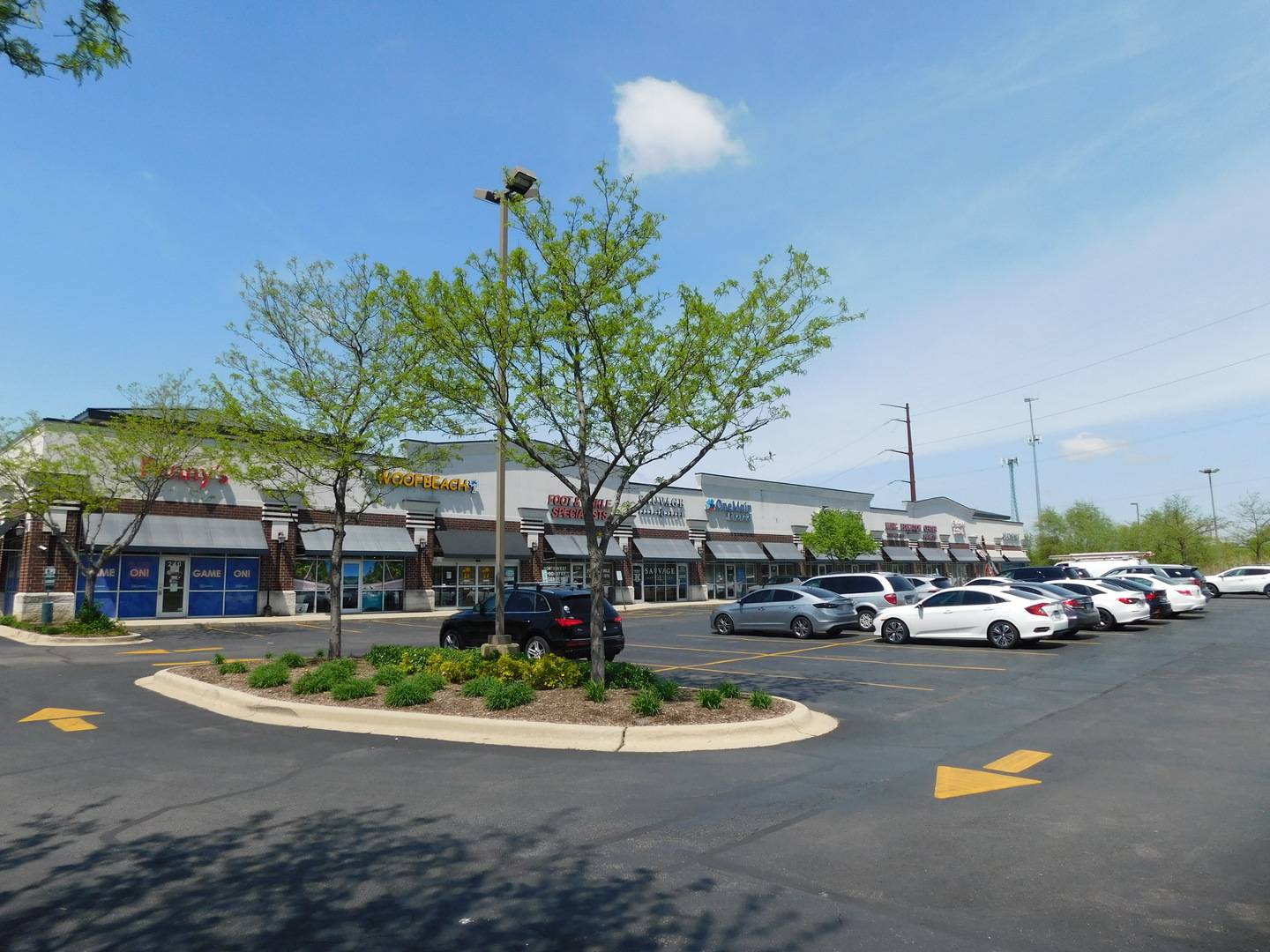 212-238 RANDALL RD, South Elgin, IL 60177