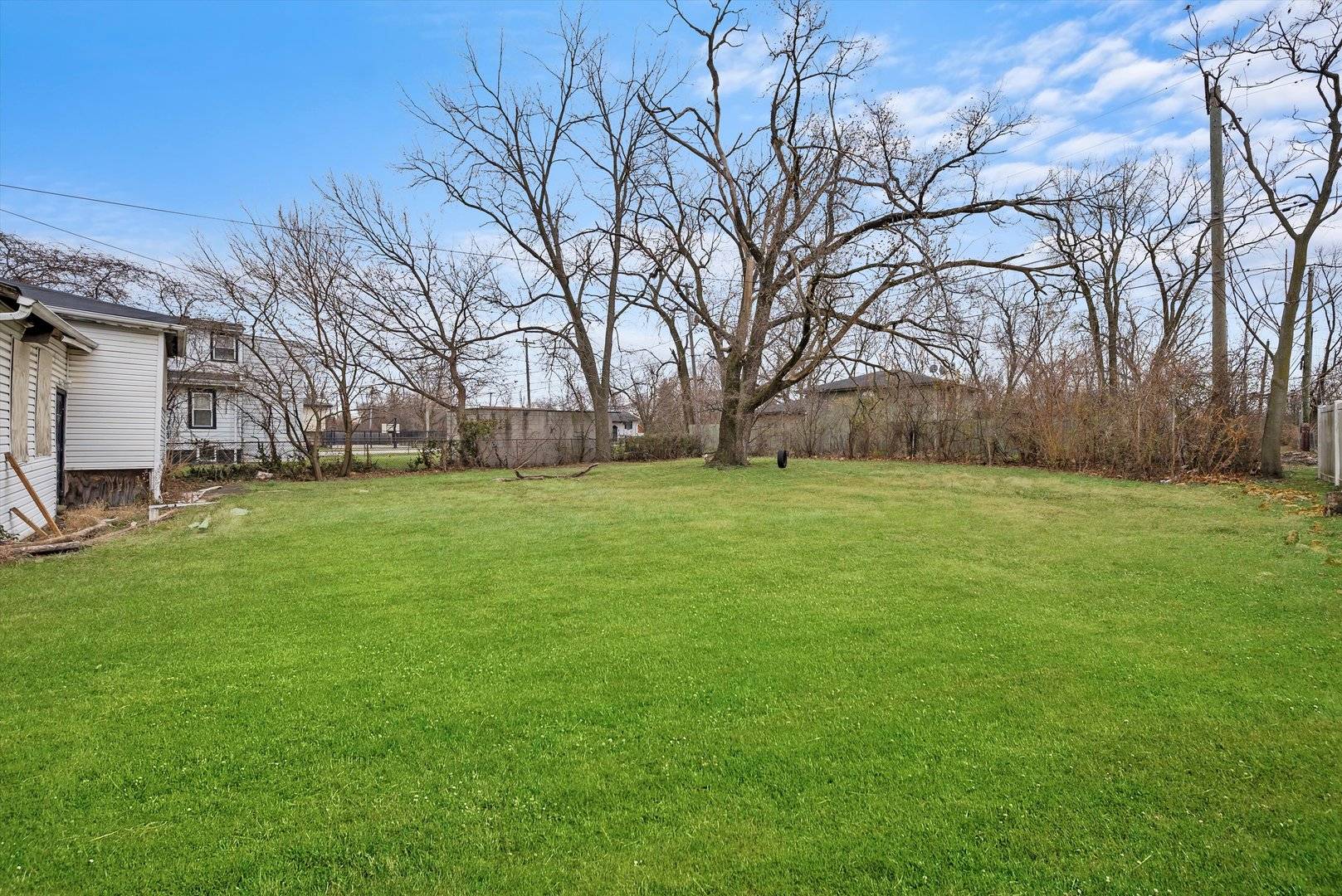 1905 W 142nd ST, Dixmoor, IL 60426