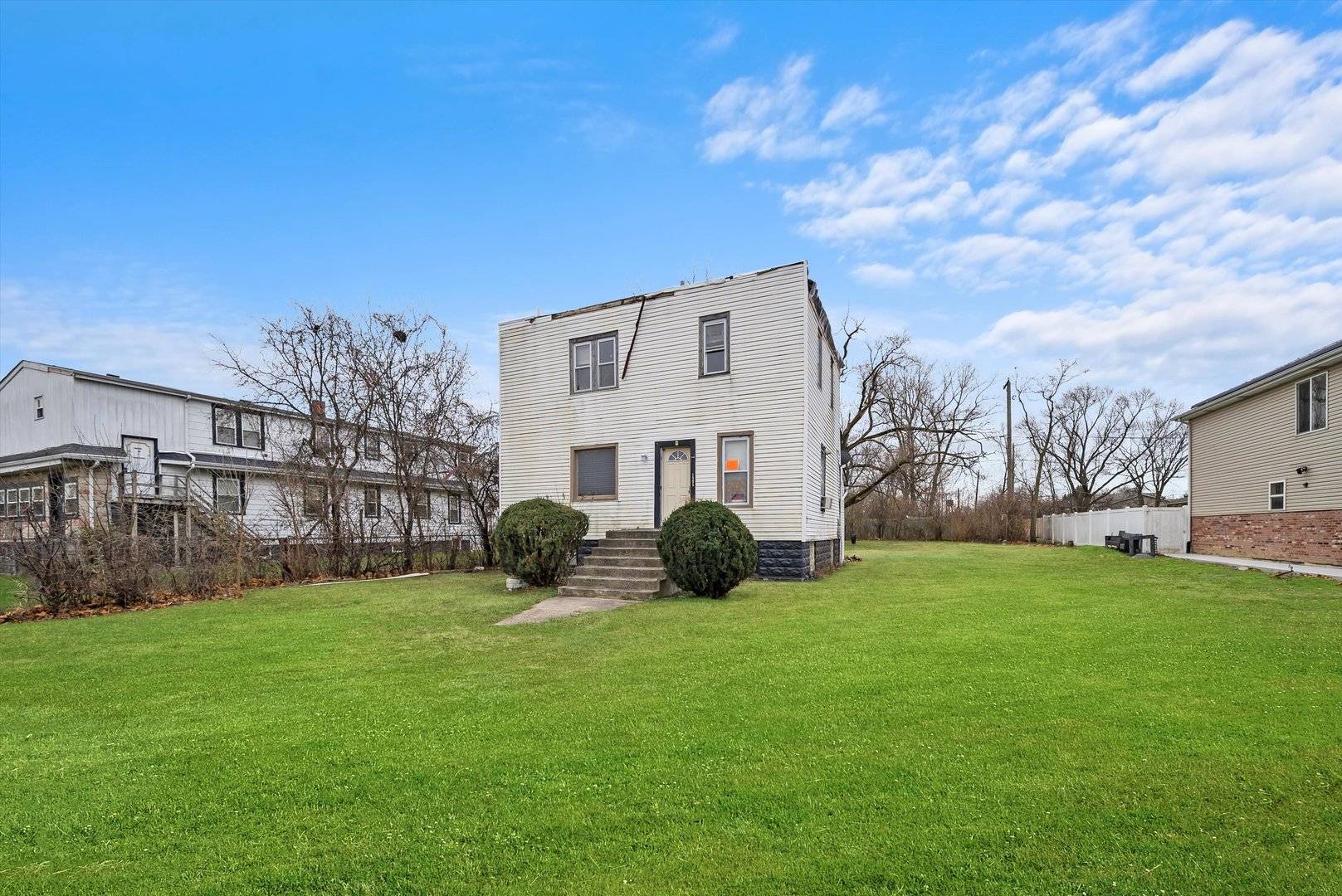 1905 W 142nd ST, Dixmoor, IL 60426