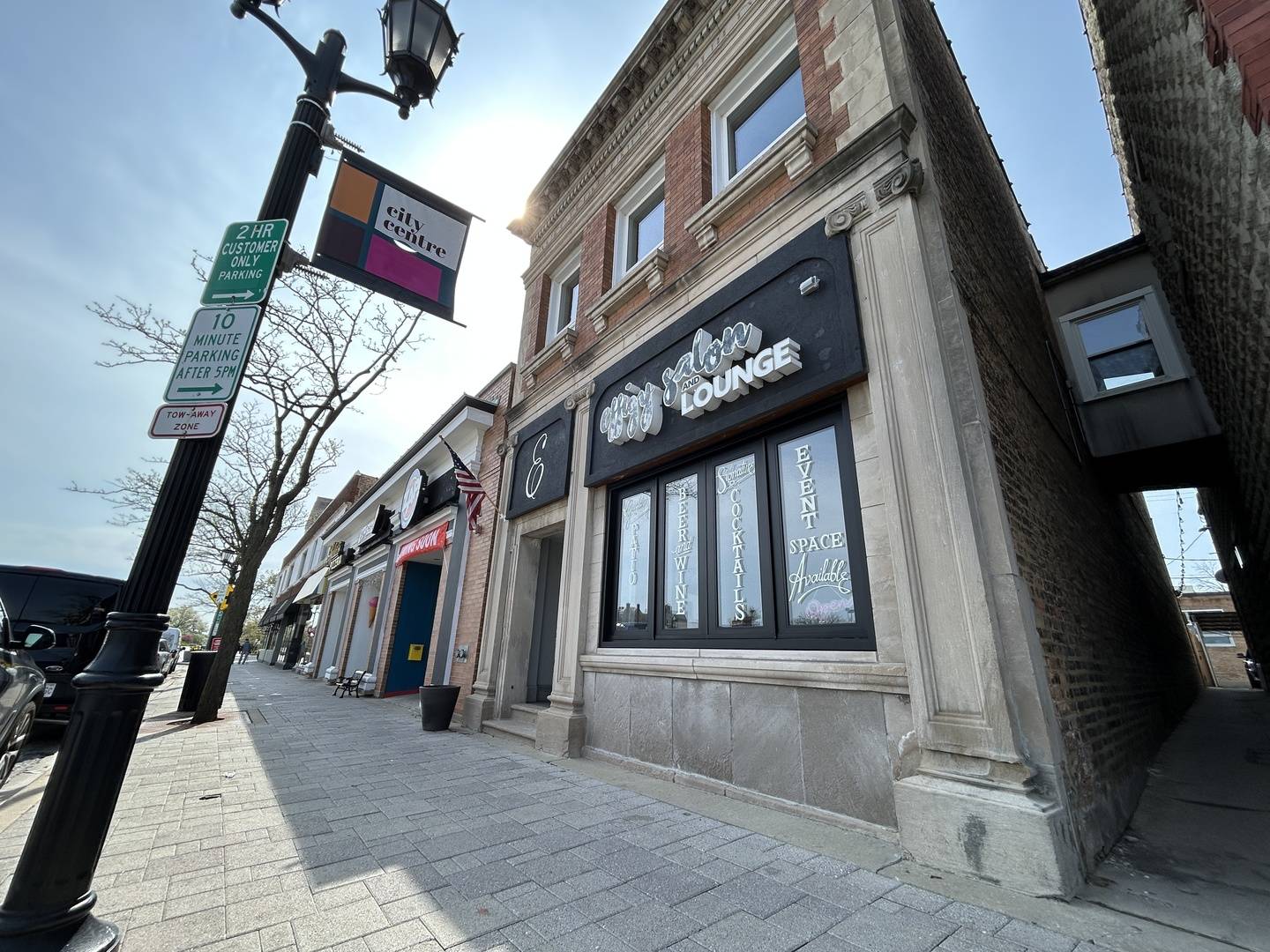 110 W Park AVE, Elmhurst, IL 60126