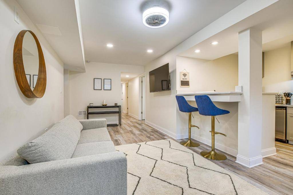 4829 S Forrestville AVE #G, Chicago, IL 60615
