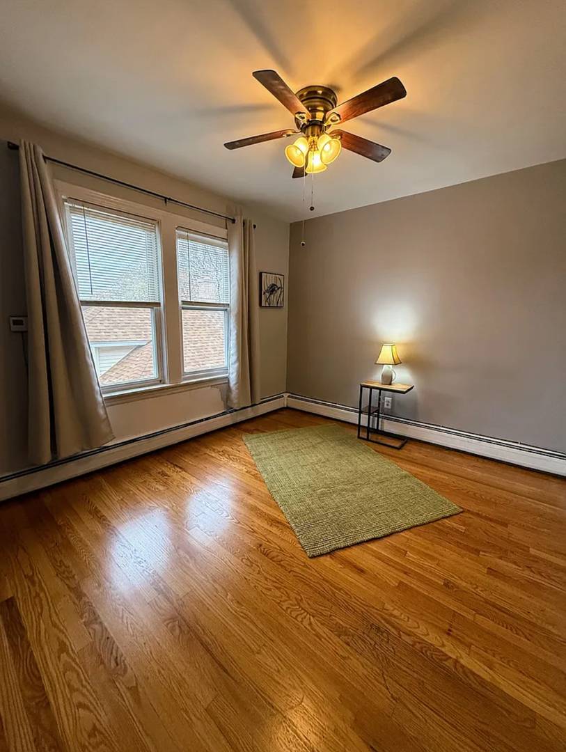 6010 W Seminole ST #2, Chicago, IL 60646