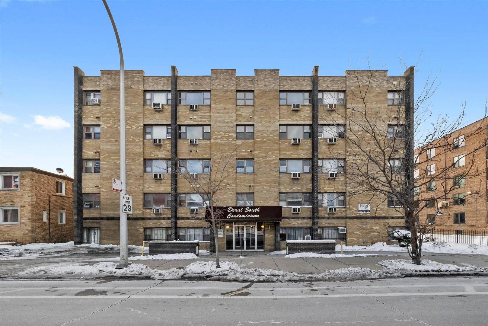 7854 S South Shore DR #313, Chicago, IL 60649