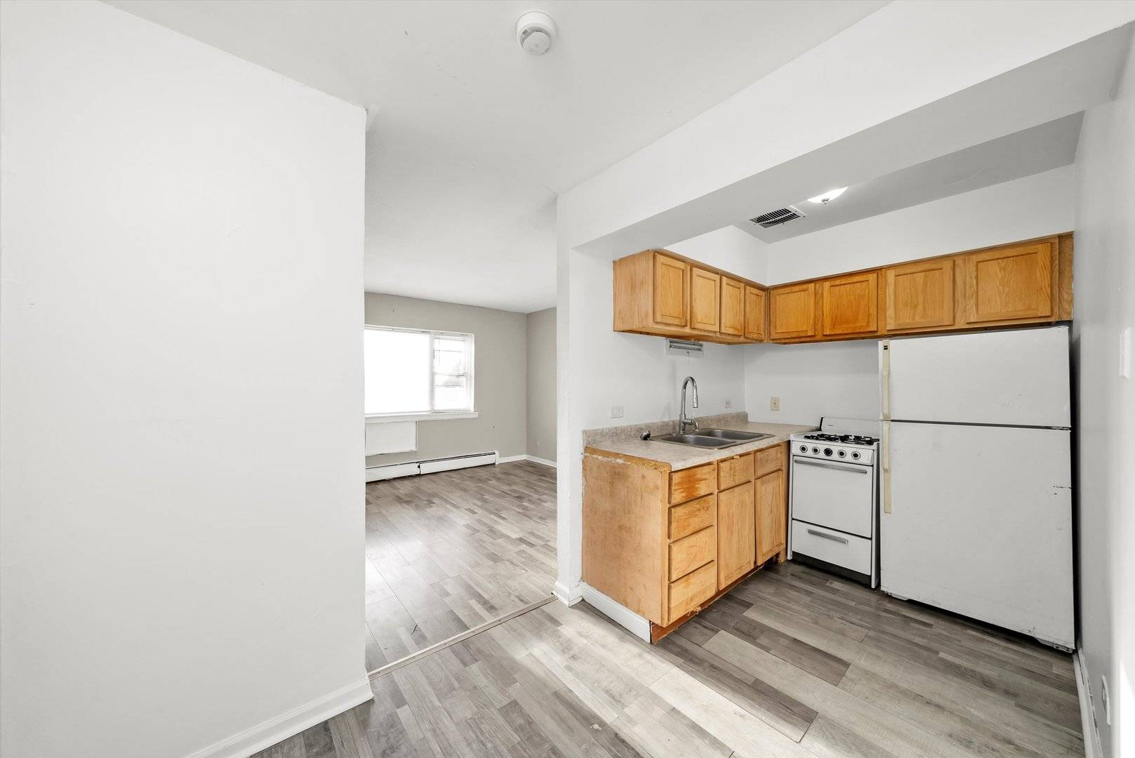 7854 S South Shore DR #313, Chicago, IL 60649
