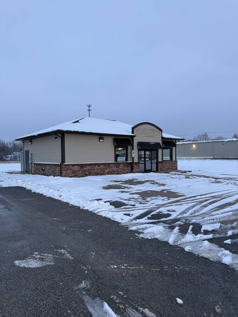 330 N 1st ST, Cuba, IL 61427
