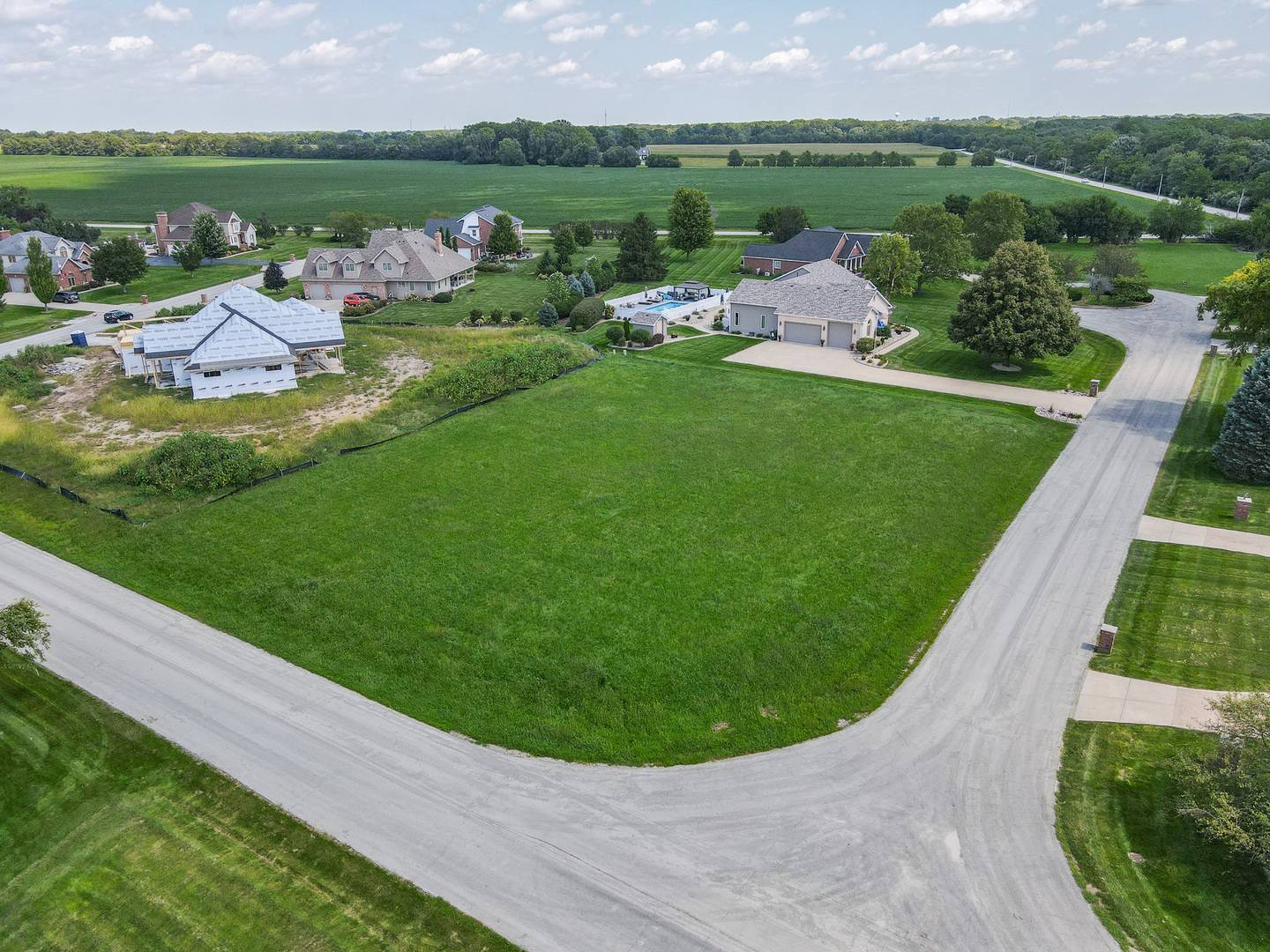 1007 Country LN, Bourbonnais, IL 60914