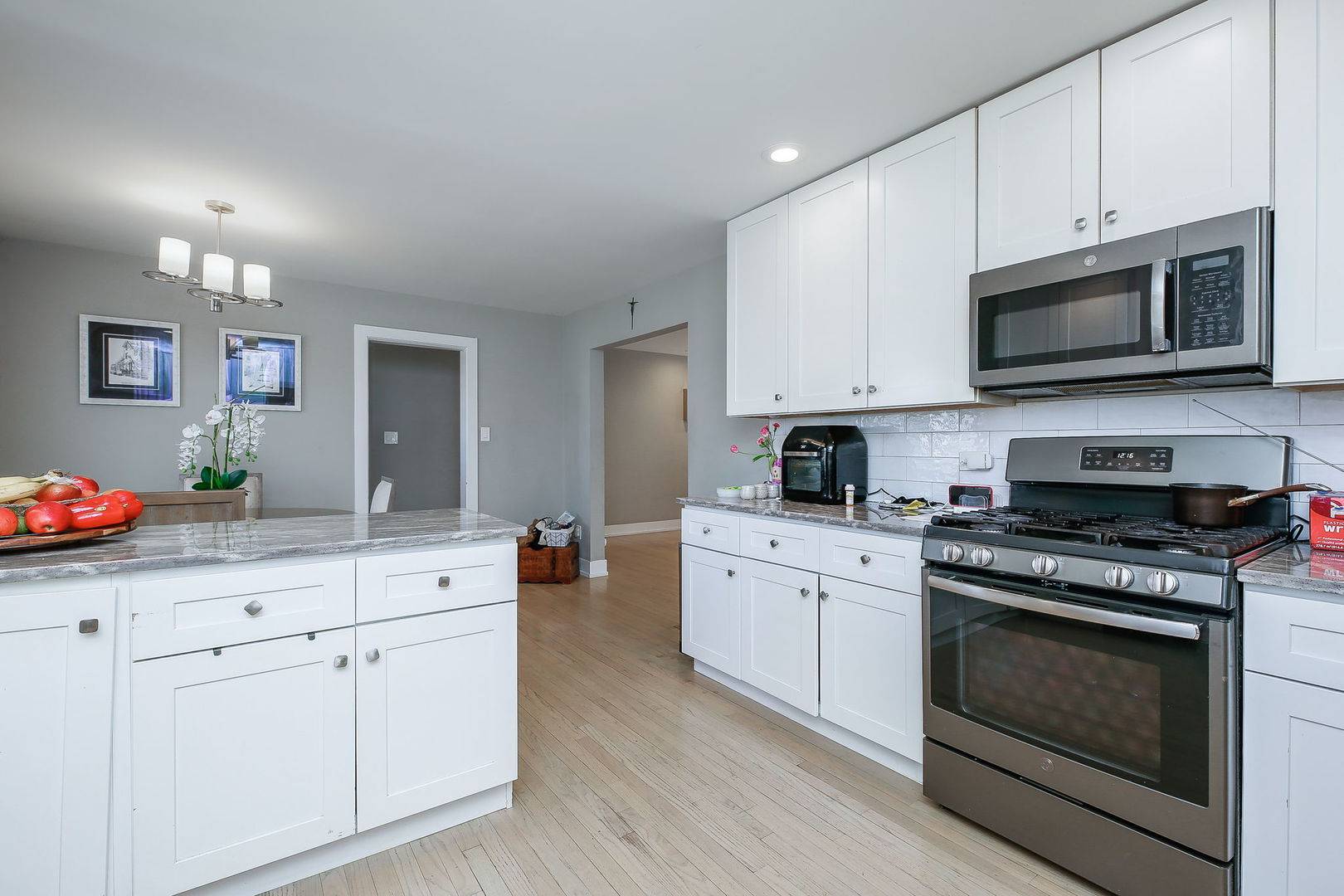 3309 York RD, Oak Brook, IL 60523