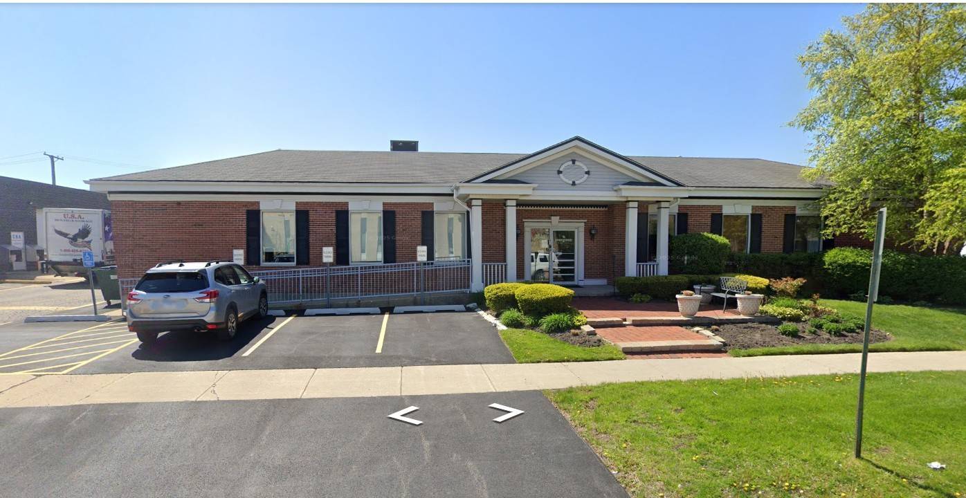 7040 N Ridgeway AVE, Lincolnwood, IL 60712