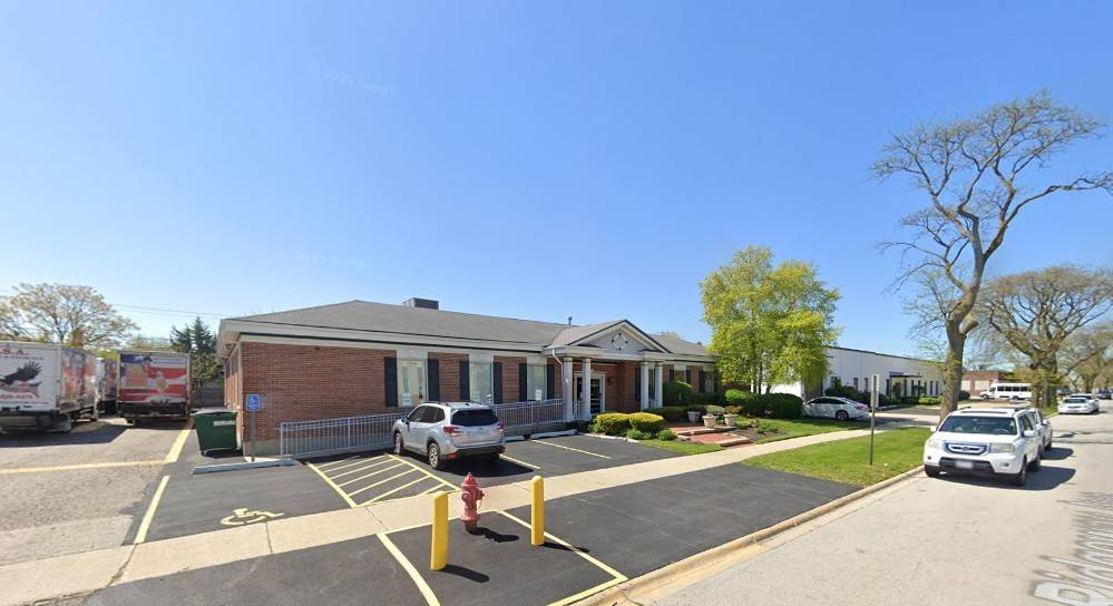 7040 N Ridgeway AVE, Lincolnwood, IL 60712