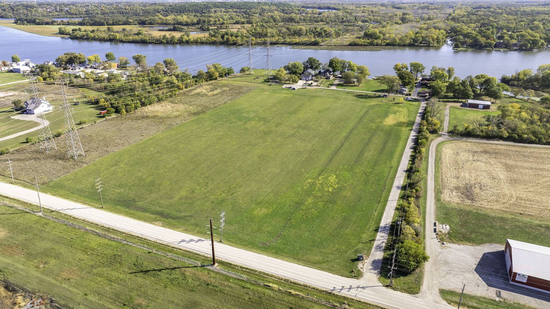 0001 N Dresden RD, Morris, IL 60450