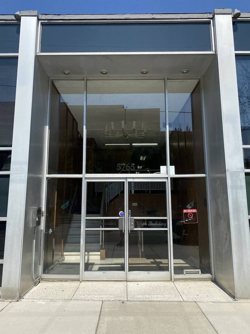 5765 N Lincoln AVE #15, Chicago, IL 60659