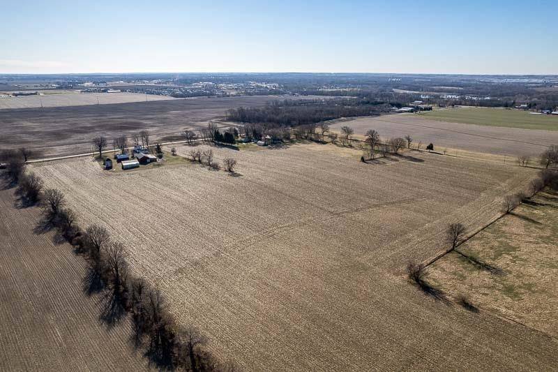 9202 TOWN HALL RD, Belvidere, IL 61008