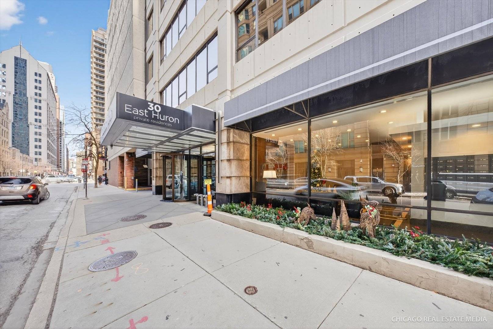 30 E Huron ST #02-COM04, Chicago, IL 60611
