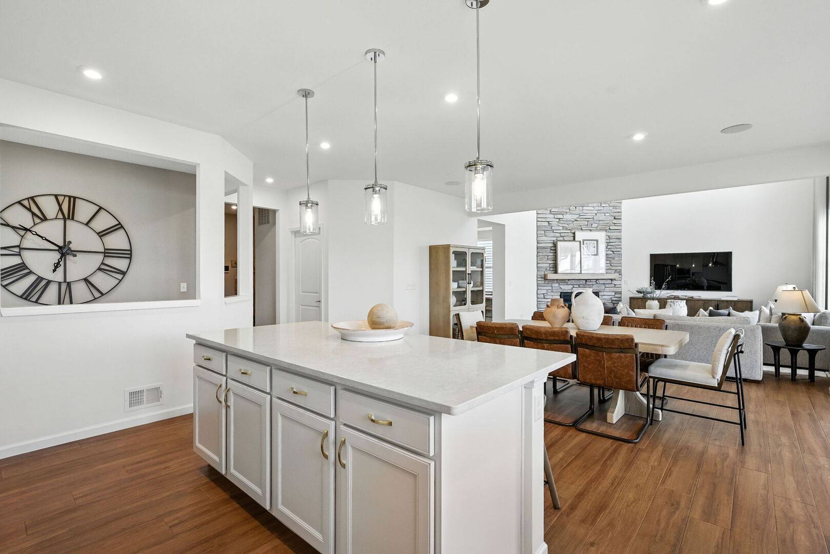 3072 Adler ST, New Lenox, IL 60451