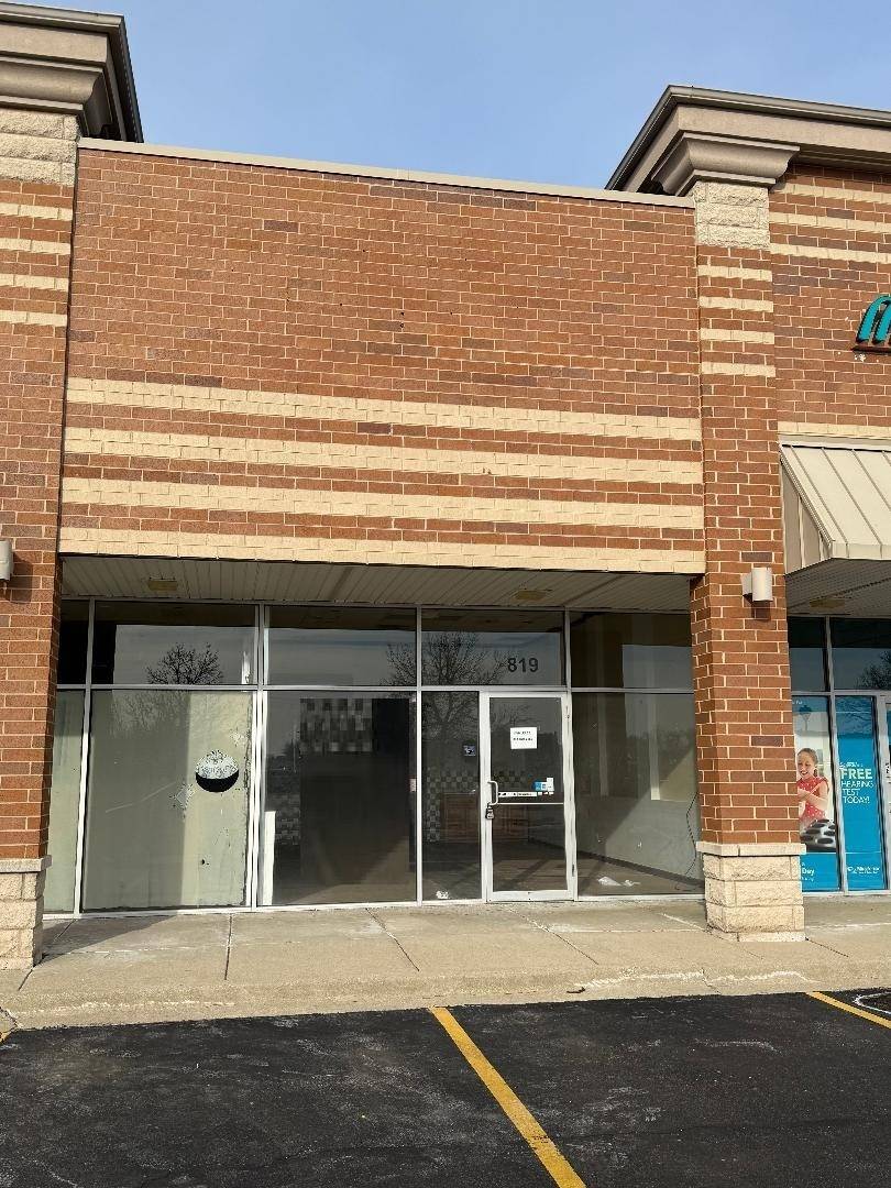 819 N Randall RD, Batavia, IL 60510