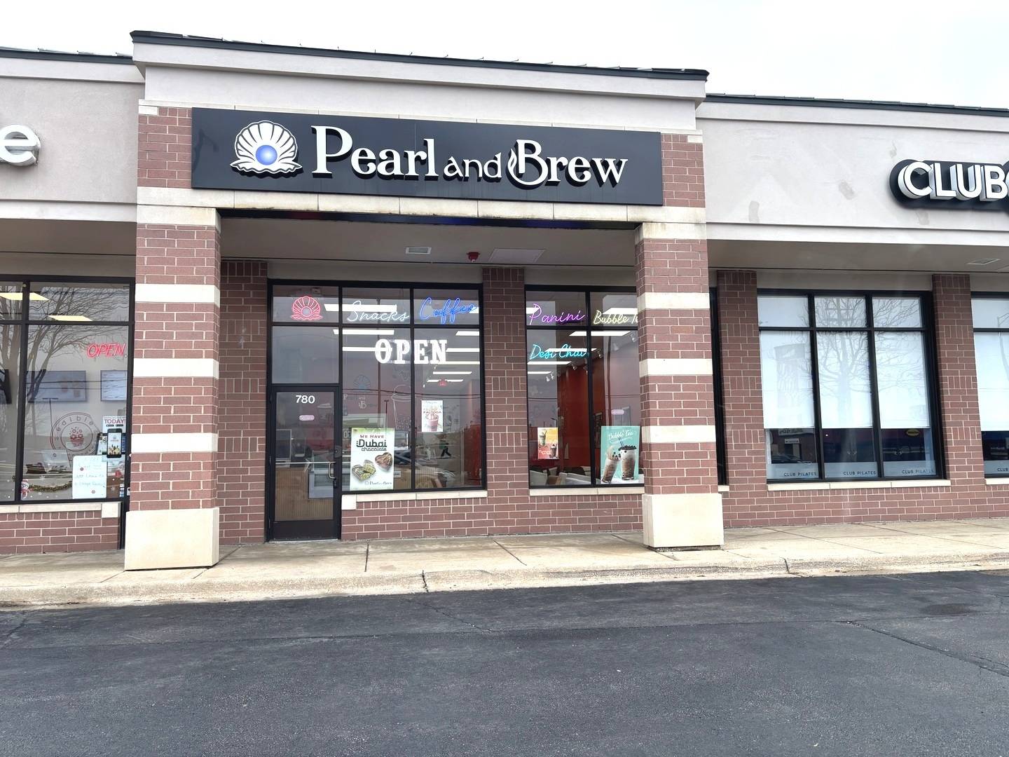 780 E Dundee RD, Palatine, IL 60074