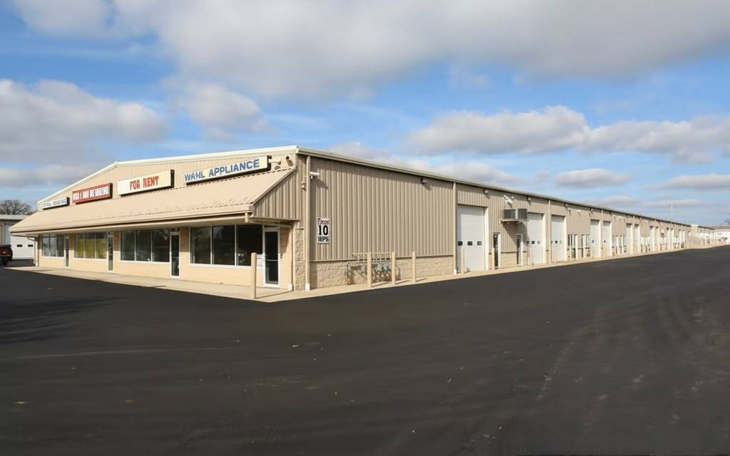 27992 W State Route 120, Lakemoor, IL 60051
