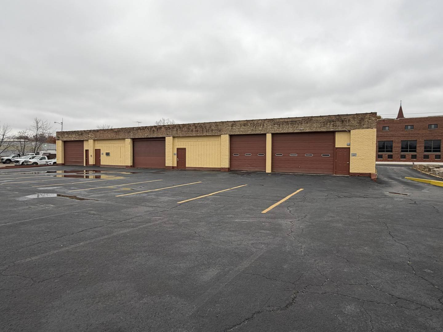 Address not disclosed, Aurora, IL 60505