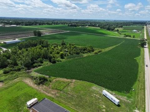 3700 Plank RD, Peru, IL 61354