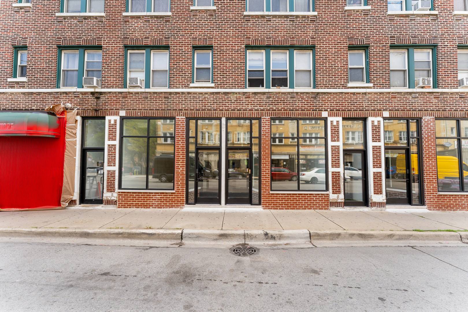 3905 W Lawrence AVE, Chicago, IL 60625