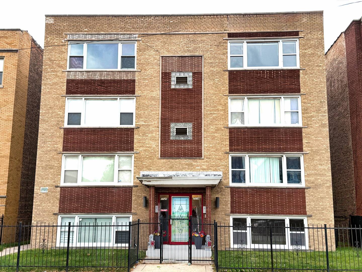 7718 S Jeffery BLVD #GN, Chicago, IL 60649