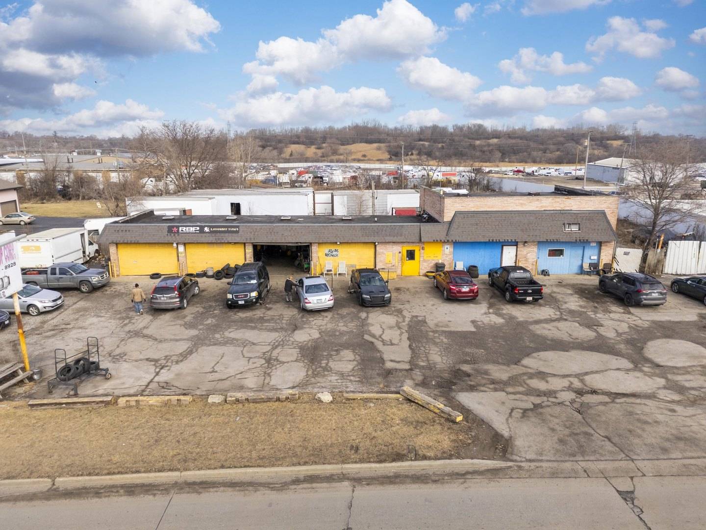 65 E Sauk TRL, South Chicago Heights, IL 60411