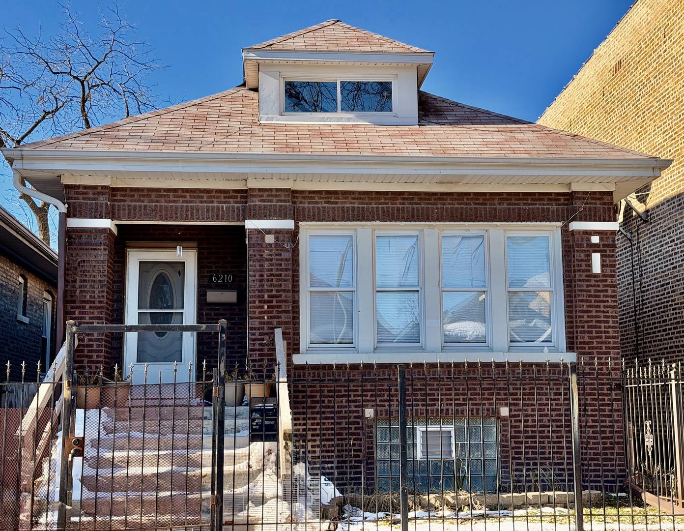 6210 S Sacramento AVE, Chicago, IL 60629