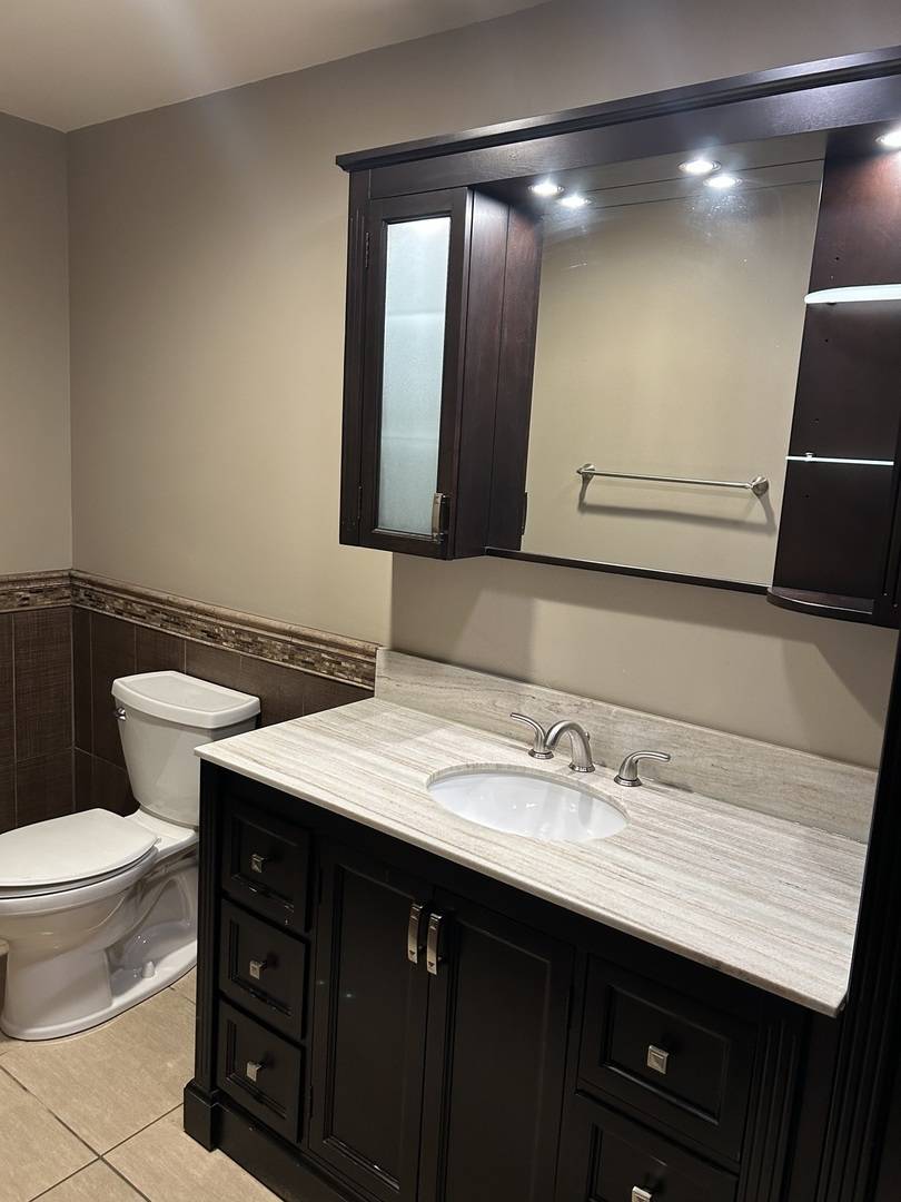 4503 W Lake ST, Melrose Park, IL 60160