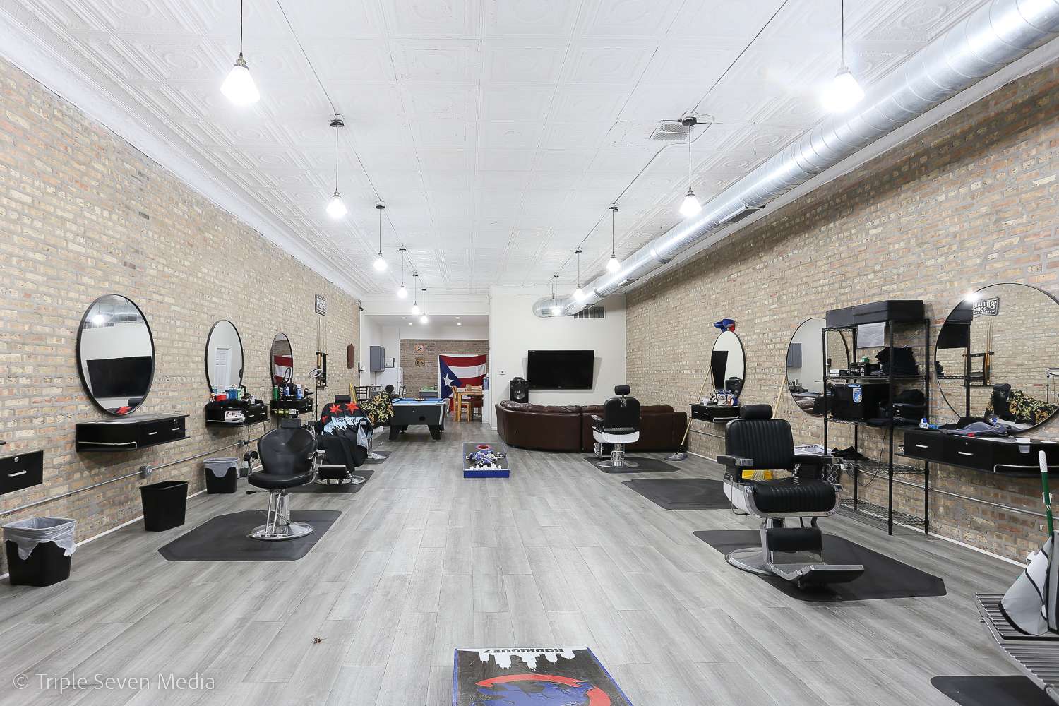 5802 W HIGGINS AVE, Chicago, IL 60630