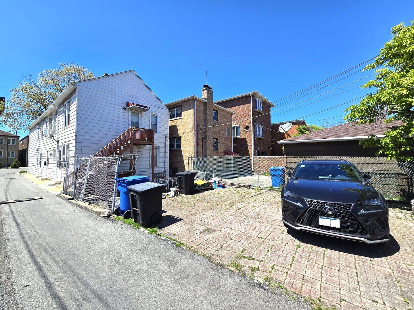 2631 S Shields AVE, Chicago, IL 60616