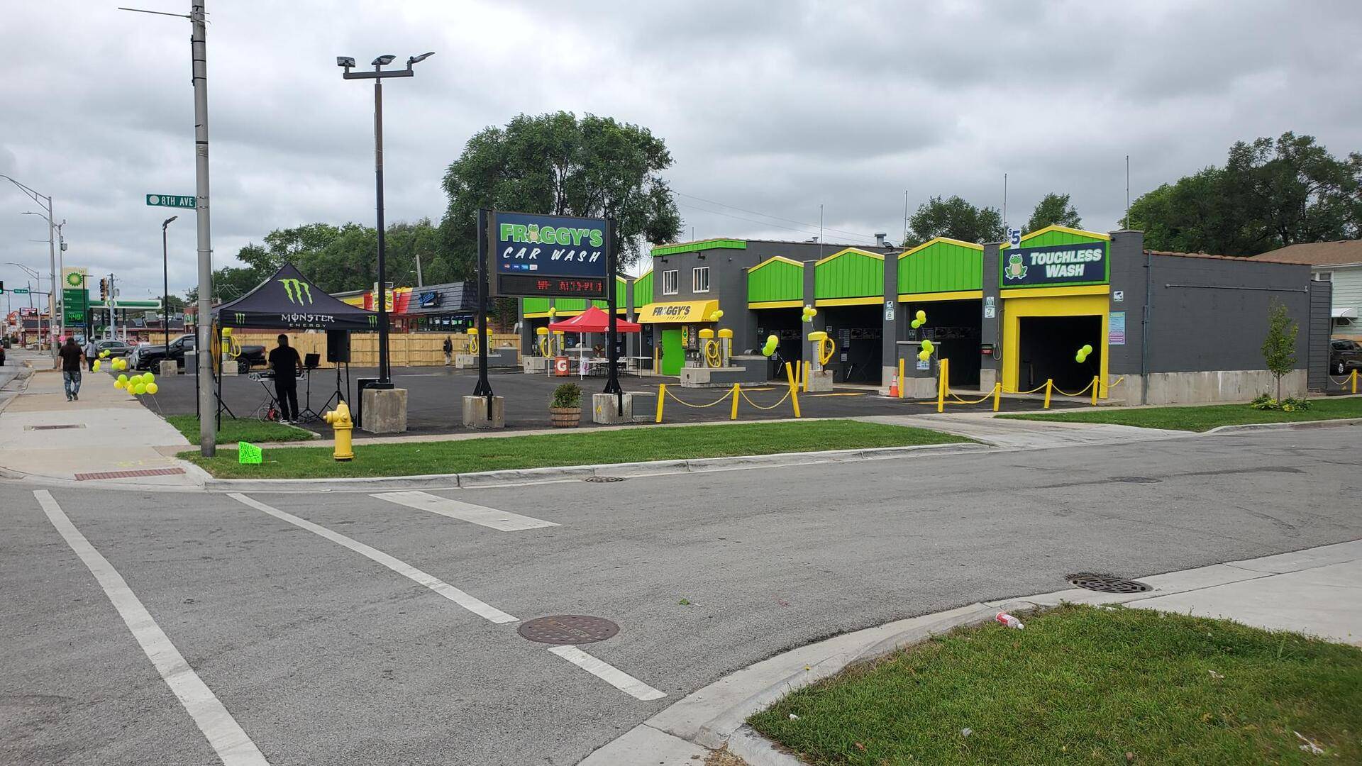 801 W Roosevelt RD, Maywood, IL 60153