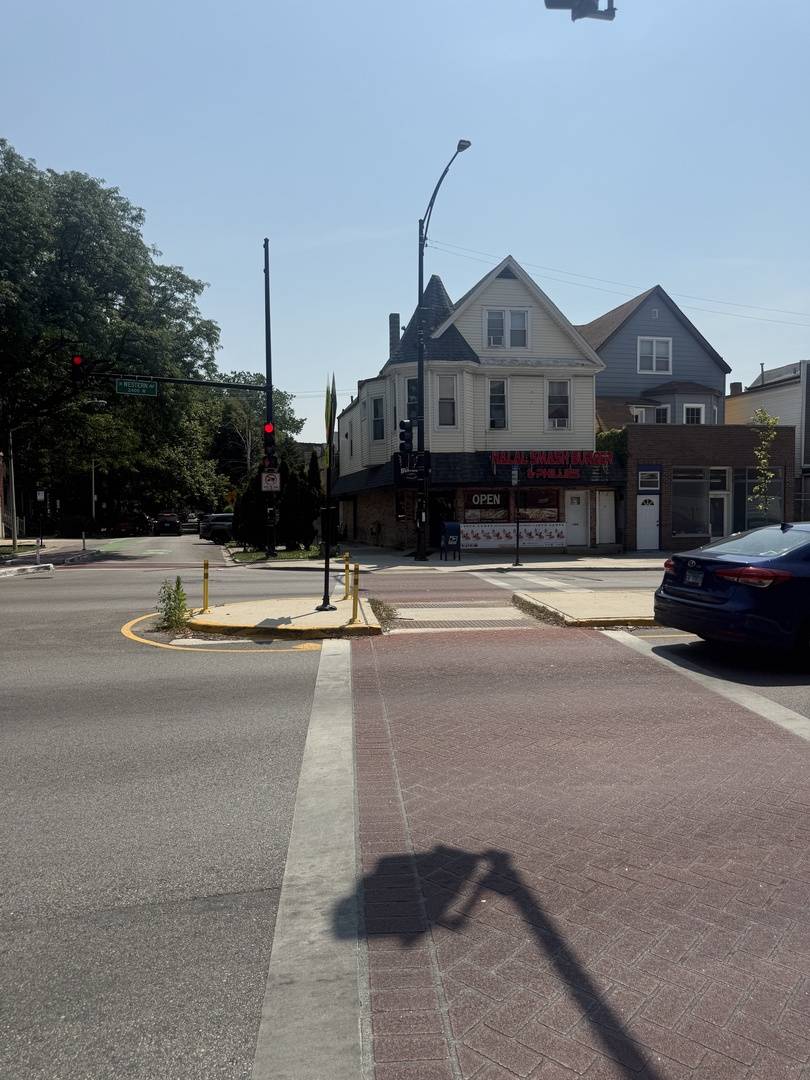 Address not disclosed, Chicago, IL 60625