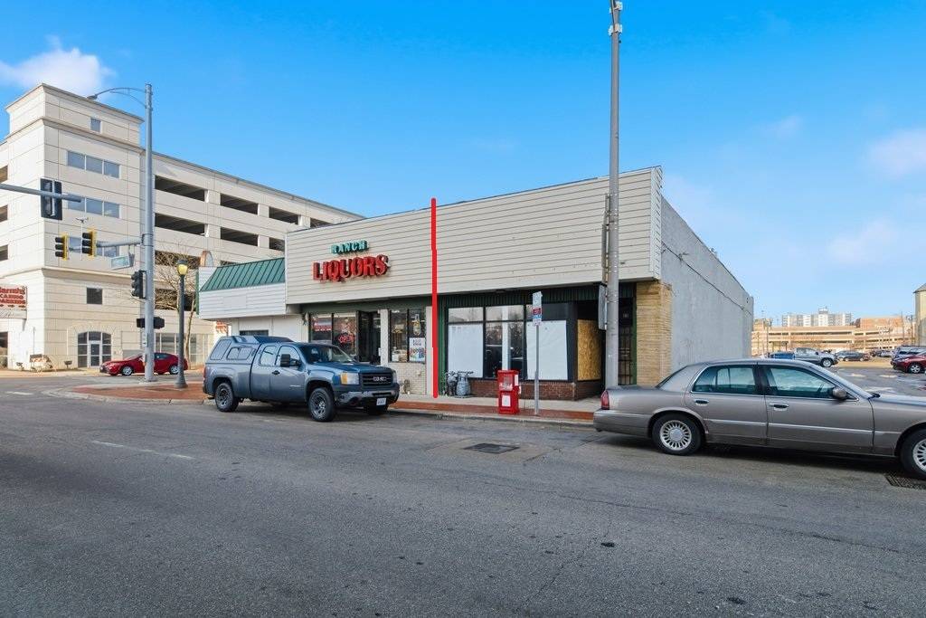 81 W Jefferson ST, Joliet, IL 60432
