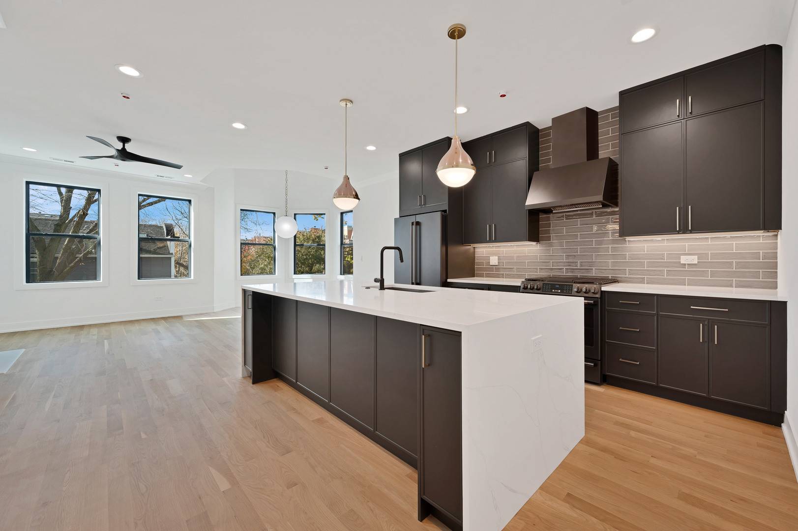 1404 W George ST #1, Chicago, IL 60657
