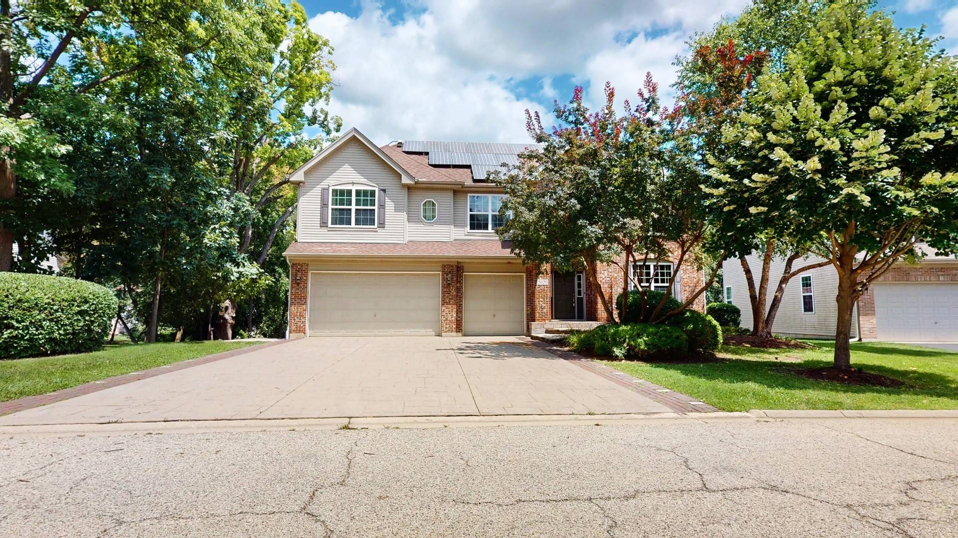 5670 Brentwood DR, Hoffman Estates, IL 60192