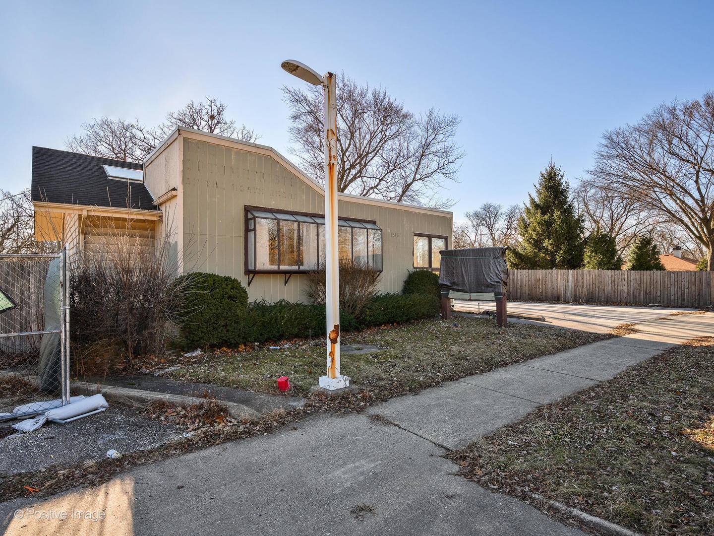1815 Dundee RD, Northbrook, IL 60062