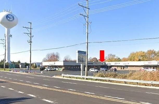 2114 W Algonquin RD, Lake In The Hills, IL 60156