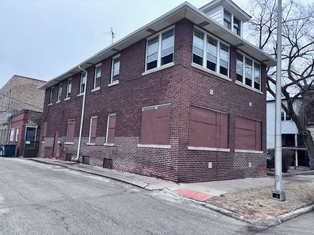 2412 HIGH ST, Blue Island, IL 60406