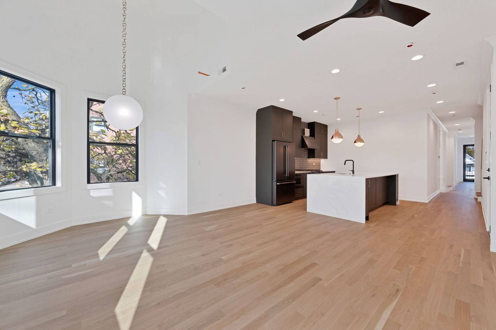 1404 W George ST #PH, Chicago, IL 60657