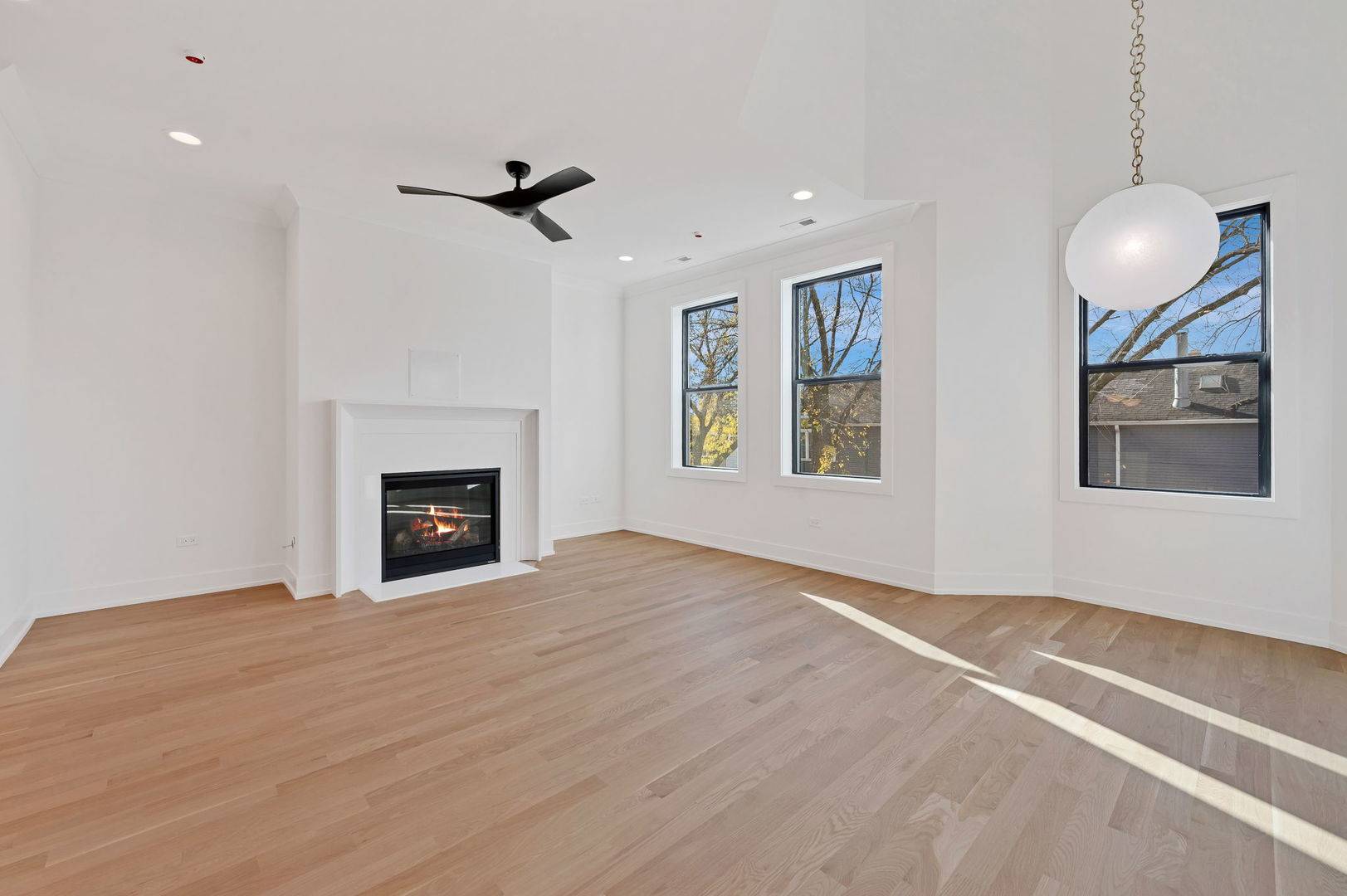 1404 W George ST #PH, Chicago, IL 60657