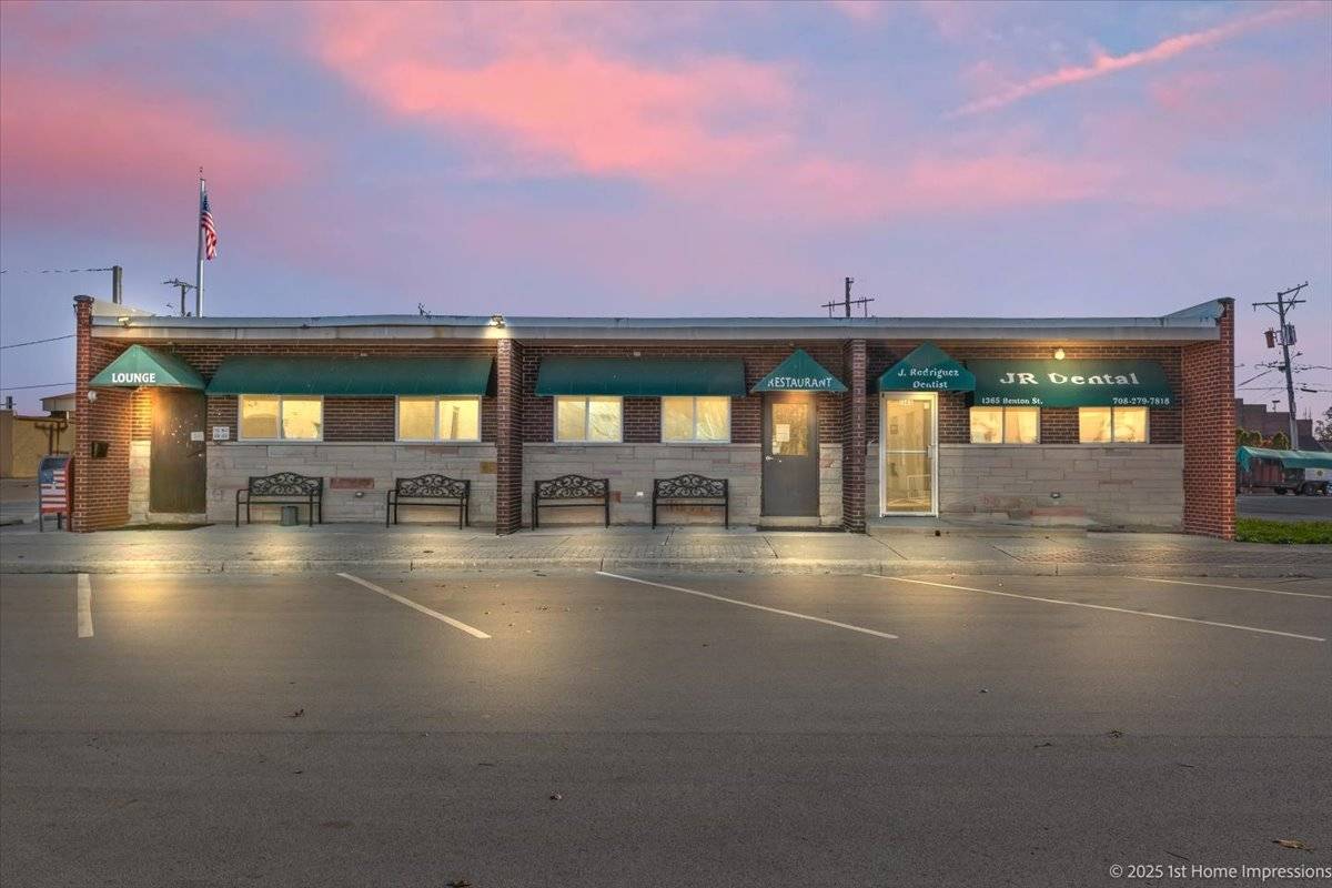 1361 Benton ST, Crete, IL 60417