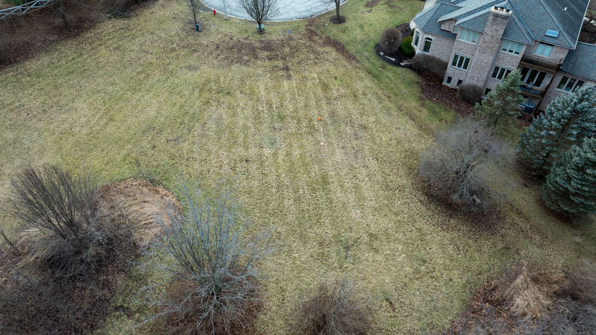 7 Lydia CT, South Elgin, IL 60177