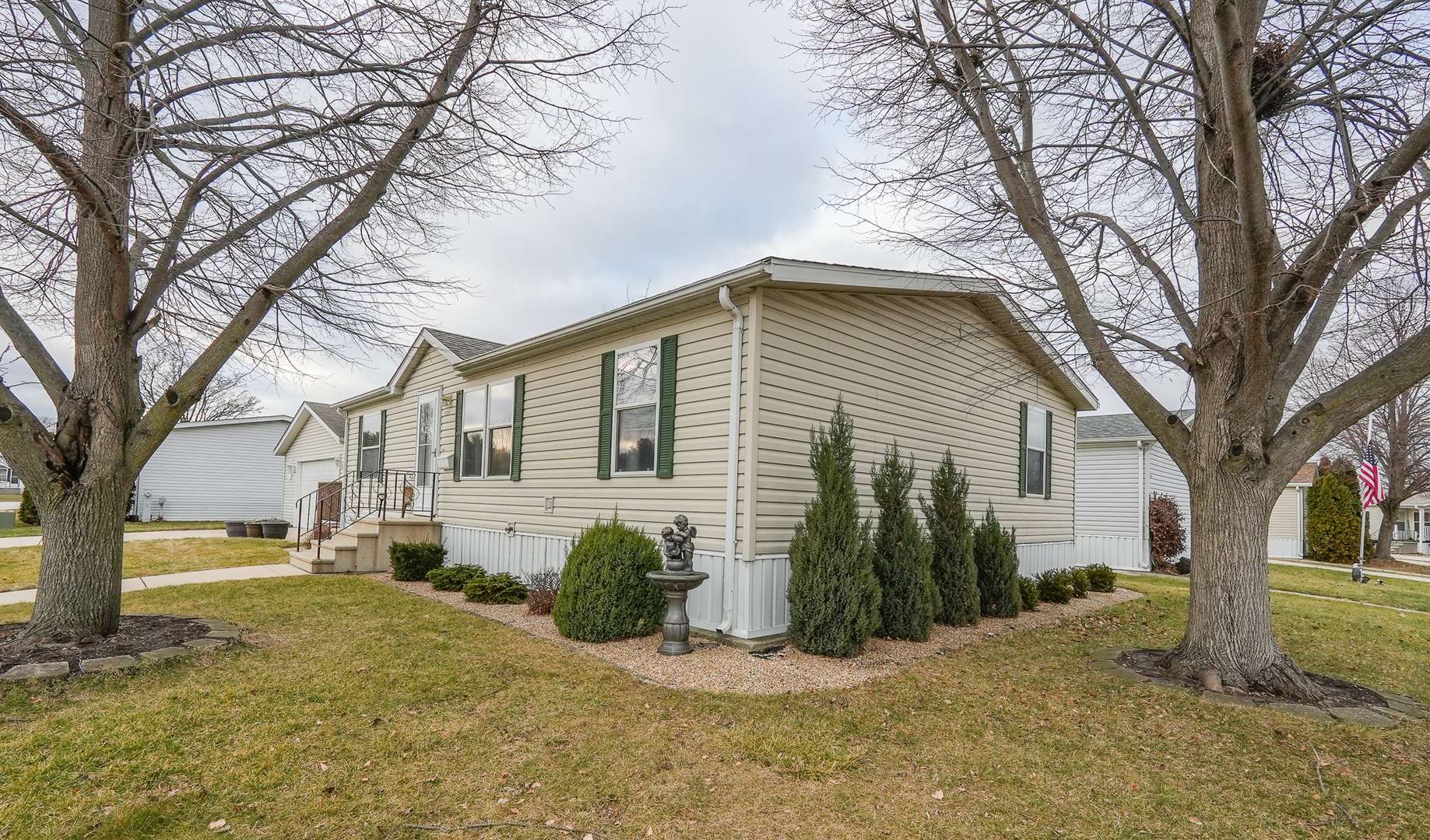 1151 Ash CT, Manteno, IL 60950